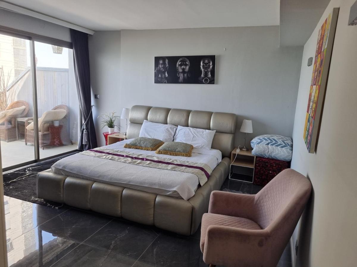 Penthouse Apartment On The Beach Bat Jám Kültér fotó