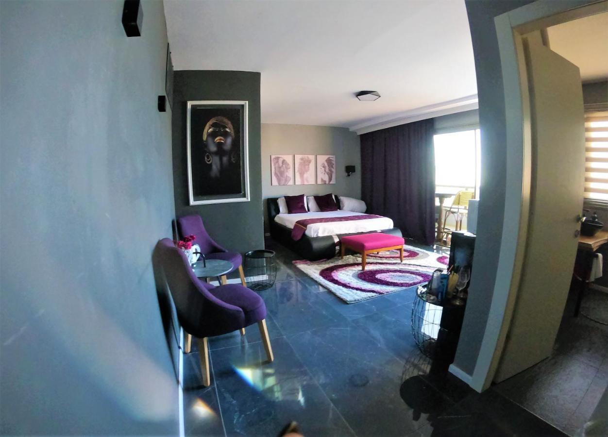 Penthouse Apartment On The Beach Bat Jám Kültér fotó